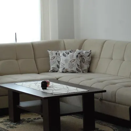 Gold Apartment